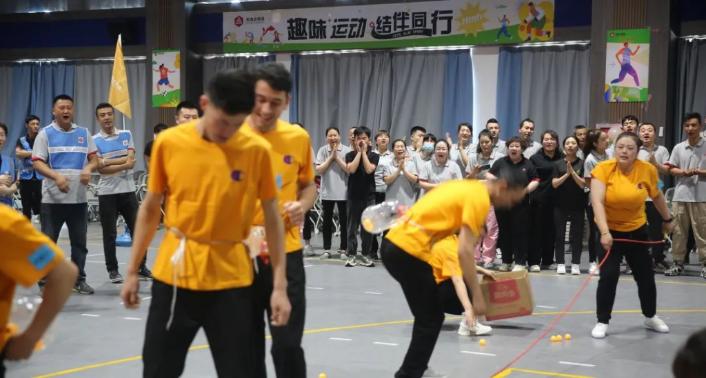 趣味运动结伴同行 | Z6·尊龙凯时「中国」物流趣味运动会